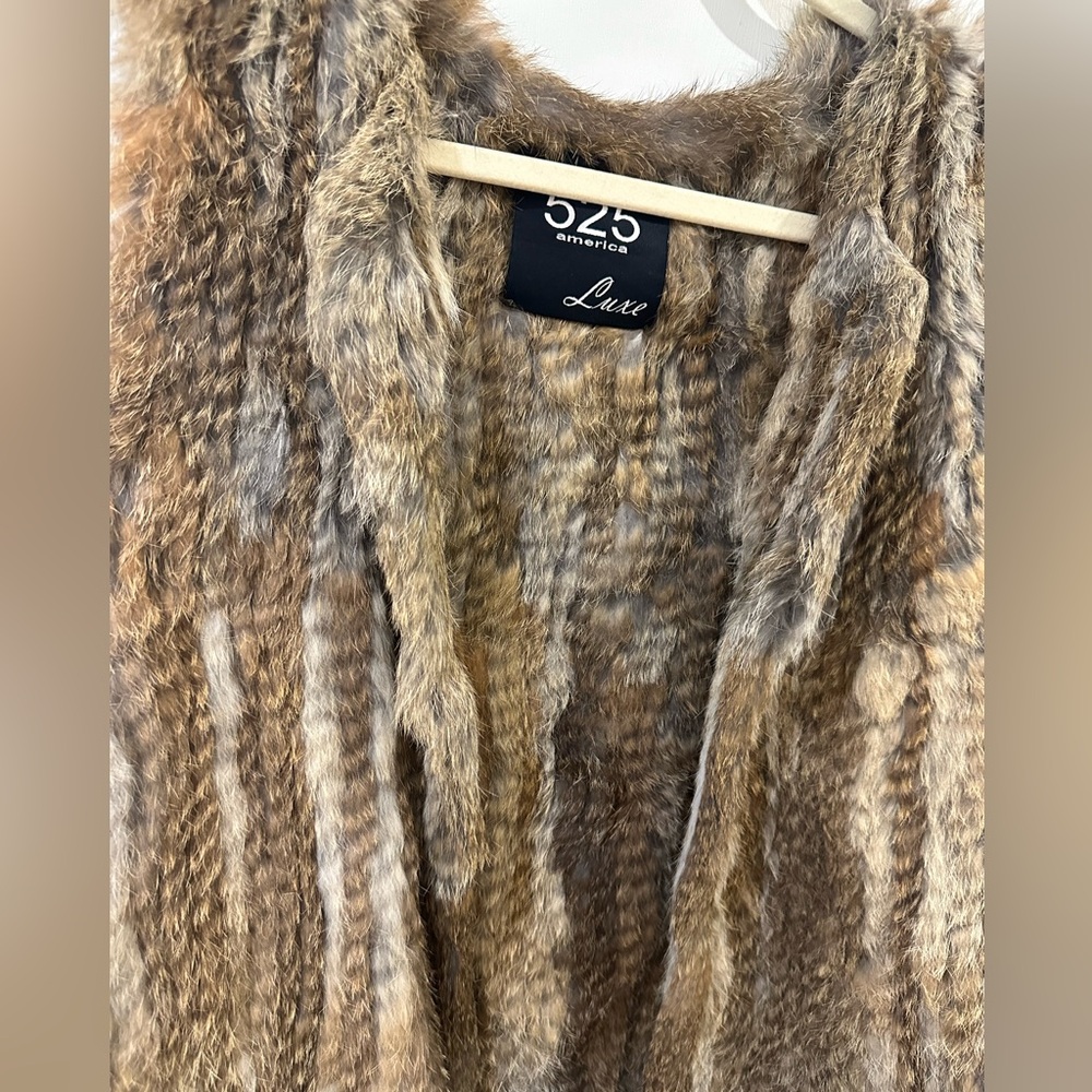 Rabbit fur vest - Picture 2 of 3
